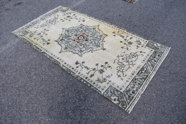 3.9 ft. x 7.4 ft. Vintage Turkish Rug TR02217 Image 2
