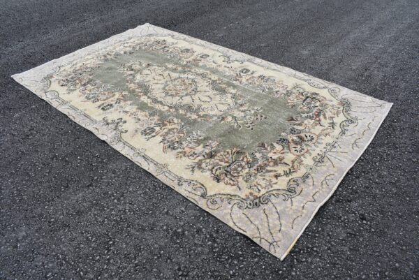 5.6 ft. x 9.6 ft. Vintage Turkish Rug TR02417 Image 3