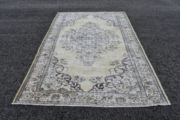 6 ft. x 9.4 ft. Vintage Turkish Rug TR02427 Image 2