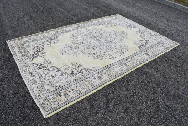 6 ft. x 9.4 ft. Vintage Turkish Rug TR02427 Image 1