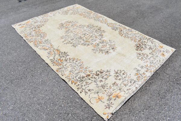5.6 ft. x 8.6 ft. Vintage Turkish Rug TR02497 Image 3