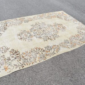 5.6 ft. x 8.6 ft. Vintage Turkish Rug TR02497 Image 1