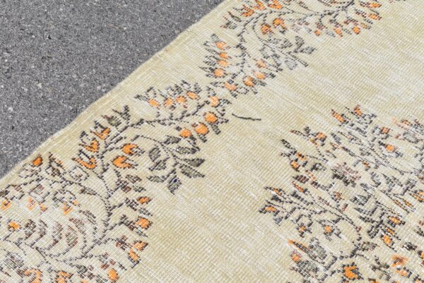 5.6 ft. x 8.6 ft. Vintage Turkish Rug TR02497 Image 6