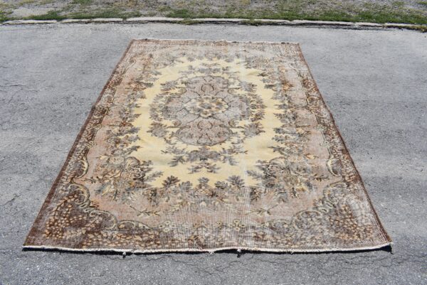 5.5 ft. x 7.5 ft. Vintage Turkish Rug TR02527 Image 2