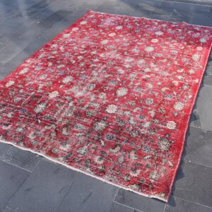 6.3 ft. x 8.9 ft. Vintage Turkish Rug TR02597 Image 1
