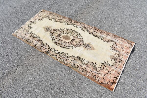 2.7 ft. x 6.1 ft. Vintage Turkish Rug TR02617 Image 3