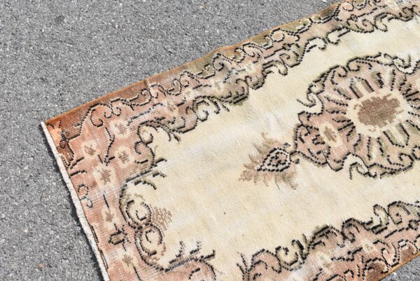 2.7 ft. x 6.1 ft. Vintage Turkish Rug TR02617 Image 6