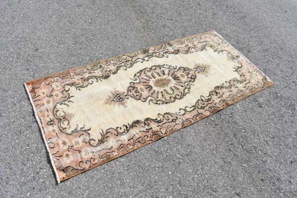 2.7 ft. x 6.1 ft. Vintage Turkish Rug TR02617 Image 1
