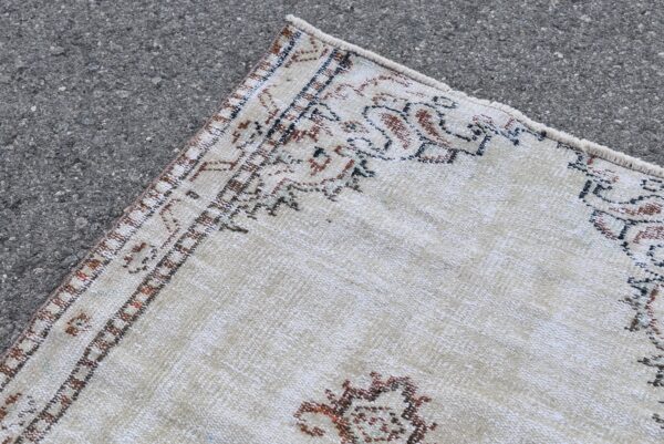 3 ft. x 6 ft. Vintage Turkish Rug TR02637 Image 4