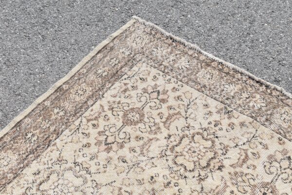 3.7 ft. x 6.7 ft. Vintage Turkish Rug TR02717 Image 4
