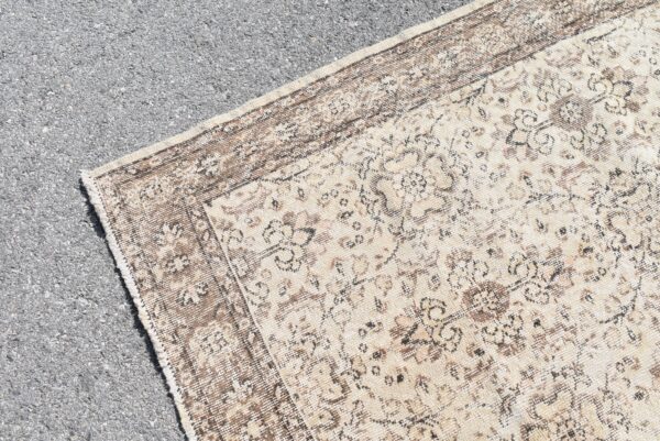 3.7 ft. x 6.7 ft. Vintage Turkish Rug TR02717 Image 6