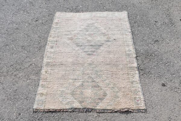 2.9 ft. x 4.2 ft. Vintage Turkish Rug TR02747 Image 2