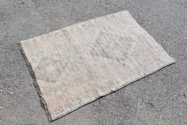 2.9 ft. x 4.2 ft. Vintage Turkish Rug TR02747 Image 1