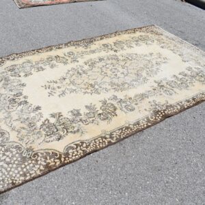 5.6 ft. x 9.4 ft. Vintage Turkish Rug TR02877 Image 1