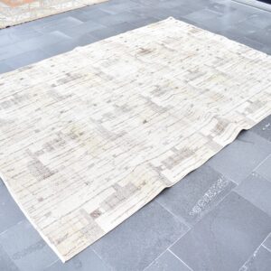 6.8 ft. x 8.8 ft. Vintage Turkish Rug TR02887 Image 1