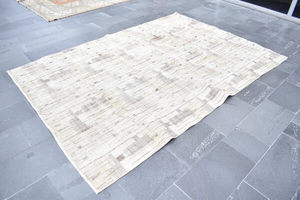 6.8 ft. x 8.8 ft. Vintage Turkish Rug TR02887 Image 1