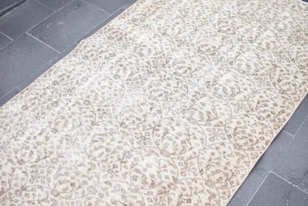 3.7 ft. x 6.7 ft. Vintage Turkish Rug TR02947 Image 4