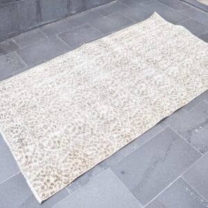 3.7 ft. x 6.7 ft. Vintage Turkish Rug TR02947 Image 1
