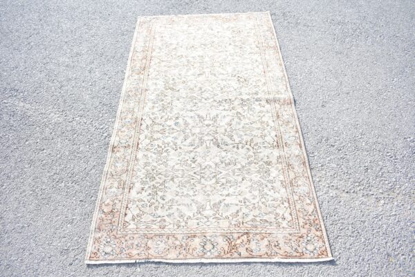 3.4 ft. x 6.3 ft. Vintage Turkish Rug TR03467 Image 2