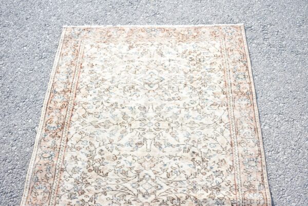 3.4 ft. x 6.3 ft. Vintage Turkish Rug TR03467 Image 4
