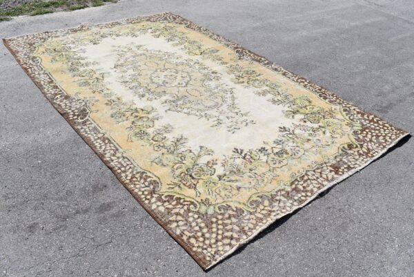 5.7 ft. x 9 ft. Vintage Turkish Rug TR03477 Image 3