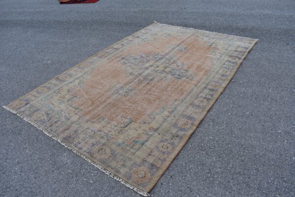 5.6 ft. x 8.8 ft. Vintage Turkish Rug TR03677 Image 1