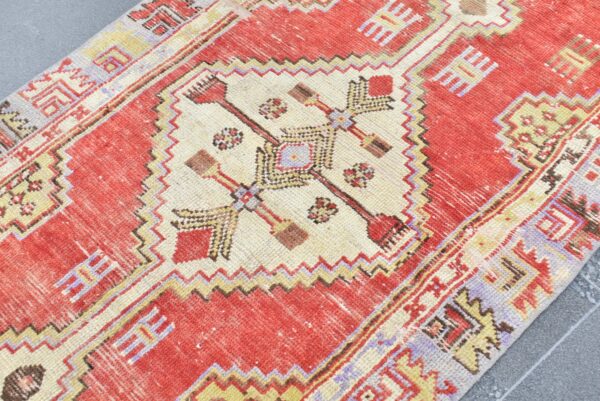 2.3 ft. x 4.6 ft. Vintage Turkish Rug TR03687 Image 5