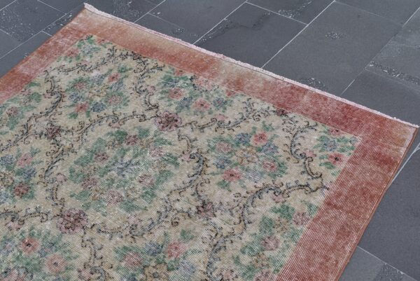 4.7 ft. x 8.1 ft. Vintage Turkish Rug TR03697 Image 4