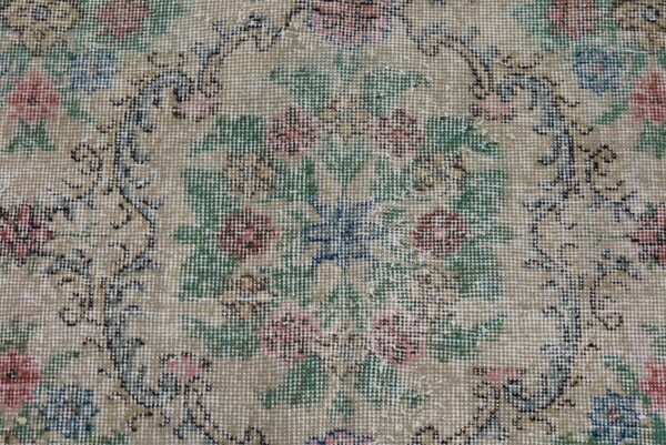 4.7 ft. x 8.1 ft. Vintage Turkish Rug TR03697 Image 6