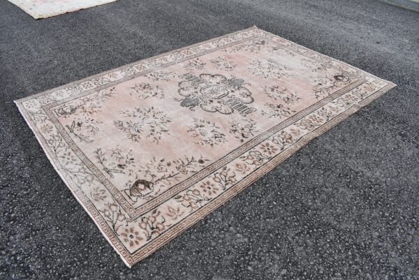 6 ft. x 9.2 ft. Vintage Turkish Rug TR03757 Image 1