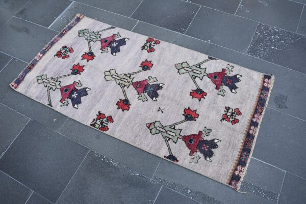 2.3 ft. x 4.5 ft. Vintage Turkish Rug TR03837 Image 3