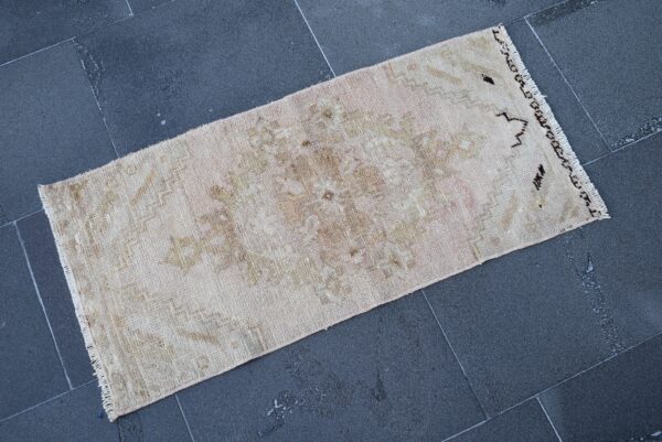 1.3 ft. x 2.8 ft. Vintage Turkish Rug TR03887 Image 1