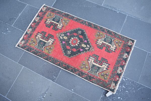 1.8 ft. x 3.3 ft. Vintage Turkish Rug TR03967 Image 3