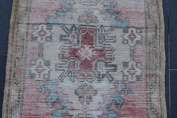 1.5 ft. x 3.1 ft. Vintage Turkish Rug TR03977 Image 6