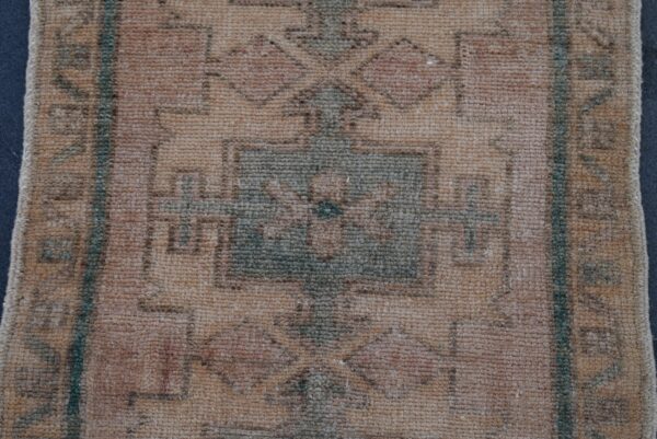 1.6 ft. x 3.1 ft. Vintage Turkish Rug TR04017 Image 6