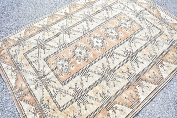 5.3 ft. x 7.1 ft. Vintage Turkish Rug TR04037 Image 5