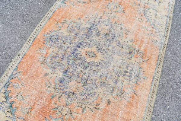 4.5 ft. x 9.4 ft. Vintage Turkish Rug TR04047 Image 5