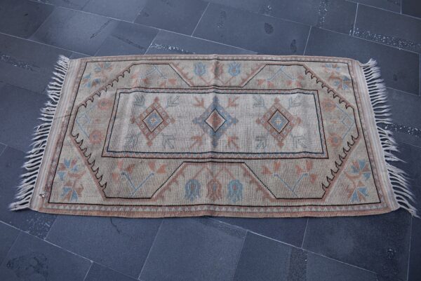 2.8 ft. x 4.8 ft. Vintage Turkish Rug TR04057 Image 4
