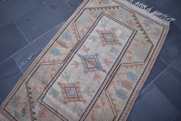 2.8 ft. x 4.8 ft. Vintage Turkish Rug TR04057 Image 5