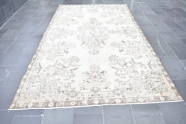 6.5 ft. x 10.6 ft. Vintage Turkish Rug TR04167 Image 3