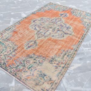 5 ft. x 8.8 ft. Vintage Turkish Rug TR04297 Image 1