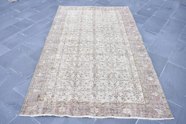 4.6 ft. x 8 ft. Vintage Turkish Rug TR04387 Image 2