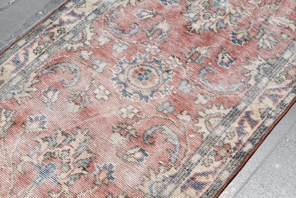 3 ft. x 4.5 ft. Vintage Turkish Rug TR04467 Image 5