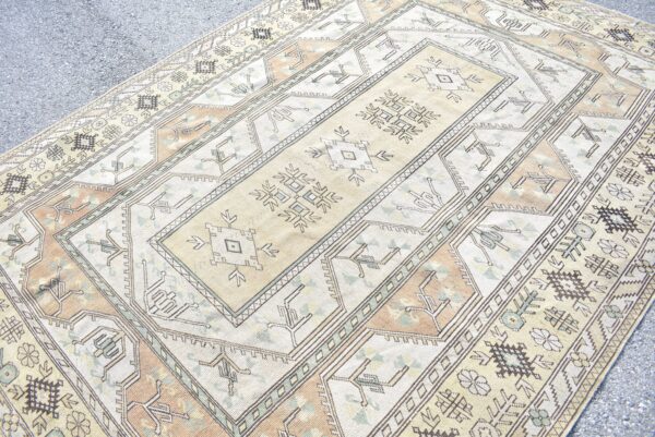 6.8 ft. x 9.4 ft. Vintage Turkish Rug TR04497 Image 5