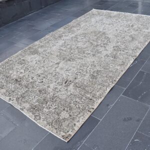 5.4 ft. x 9.9 ft. Vintage Turkish Rug TR04547 Image 1