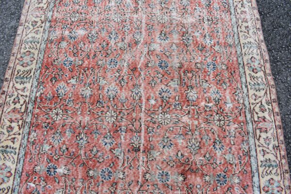 5.3 ft. x 8.3 ft. Vintage Turkish Rug TR04667 Image 4