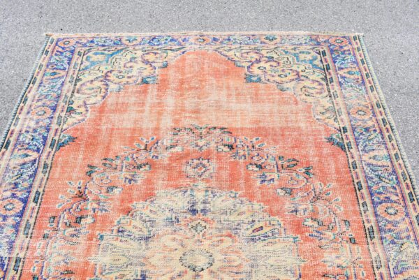 6.1 ft. x 8.9 ft. Vintage Turkish Rug TR04747 Image 4