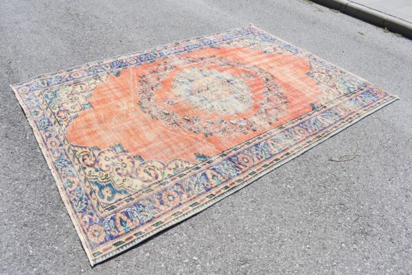 6.1 ft. x 8.9 ft. Vintage Turkish Rug TR04747 Image 1