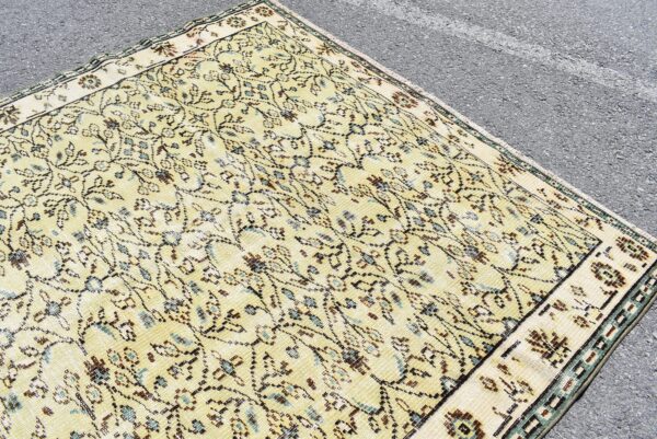 5.2 ft. x 8.9 ft. Vintage Turkish Rug TR04797 Image 4