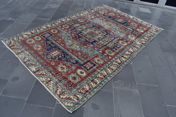 5.5 ft. x 8.8 ft. Vintage Turkish Rug TR04827 Image 1